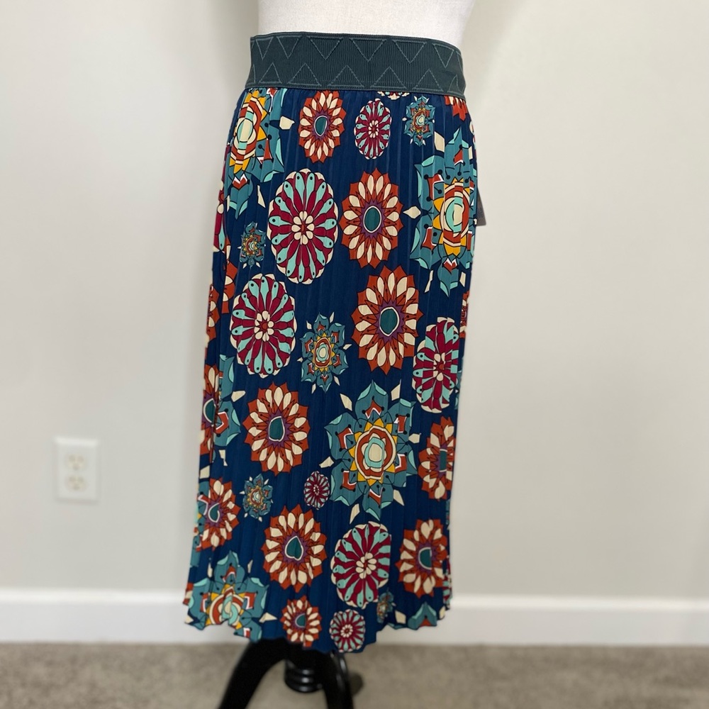 Lularoe Jill Skirt Boho Fall Print - Size XS (NWT)
